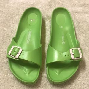 Size 40 lime green Birkenstock